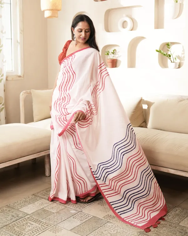 Baby_Pink_Cotton_Waves_H_Block_Printed_Mul_Saree_With_Tassels_For_Women